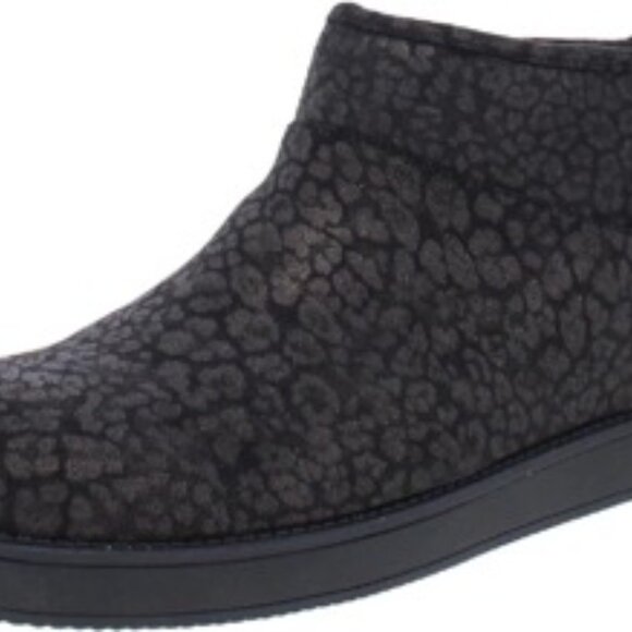 GBG Los Angeles Shoes - GBG Los Angeles Alena Women's Short Ankle Bootie Black Size 6
